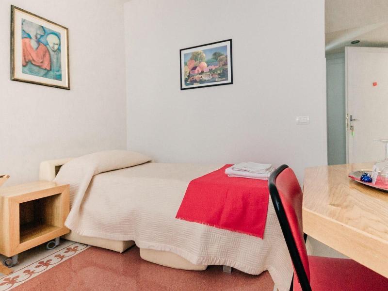 Adriano Augusto Bed & Breakfast Рим Екстериор снимка