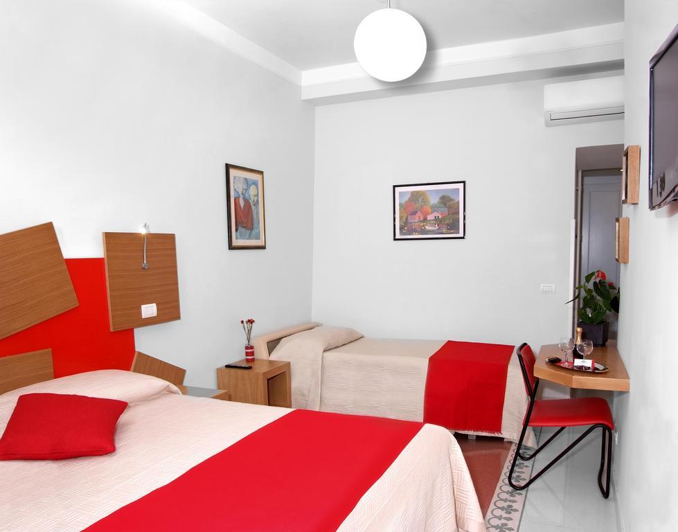 Adriano Augusto Bed & Breakfast Рим Стая снимка