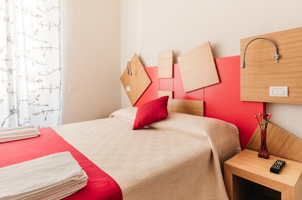 Adriano Augusto Bed & Breakfast Рим Стая снимка